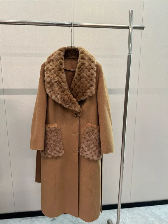 Maxmara mid-length cashmere coat